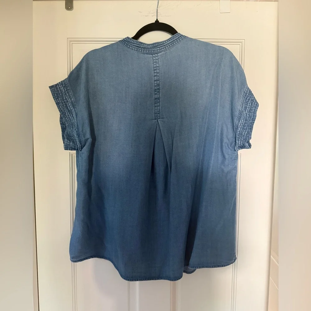 Cloth & Stone Soft Blue Button Down Shirt | Brand new - Picture 5 of 6